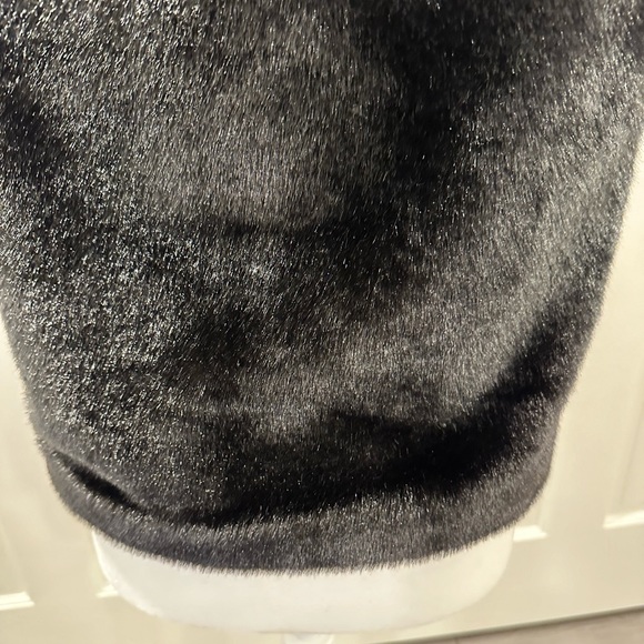 Cejon faux mink sleeveless vest in size Small - Picture 6 of 13